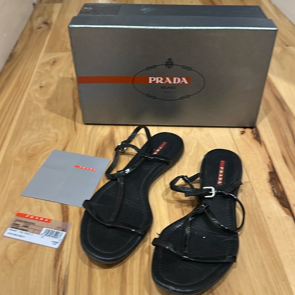 Black prada sandals - Picture 1 of 3
